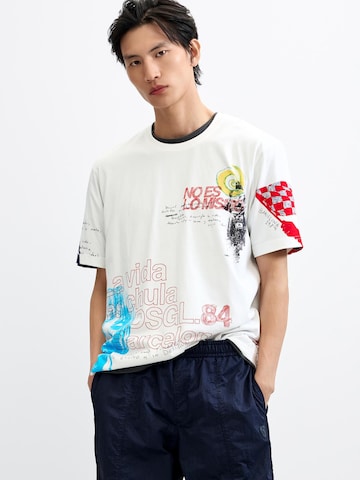 Tricou de la Desigual pe alb: față