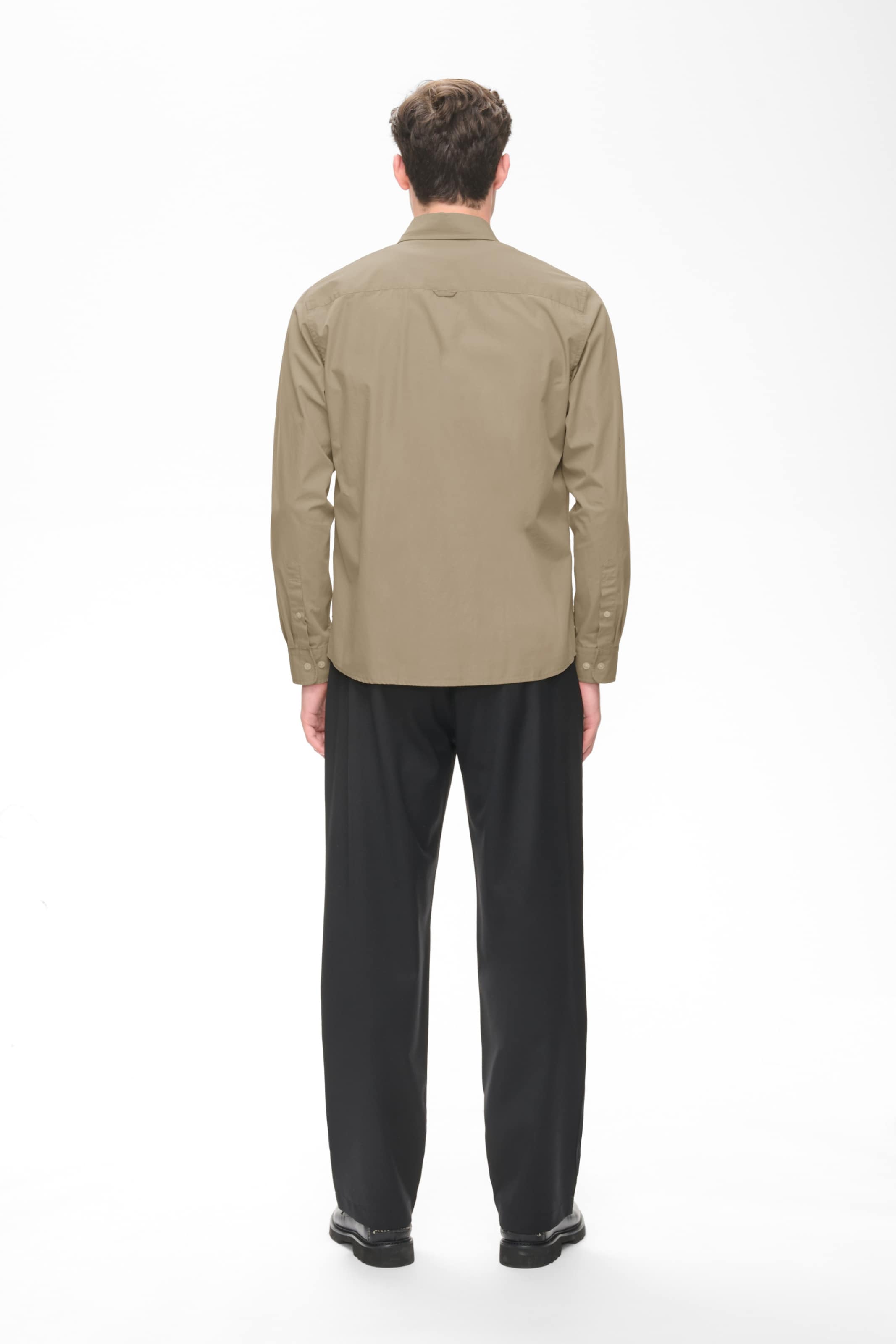 Matinique - Ajuste regular Camisa de negocios 'MAChristaldo' en beige