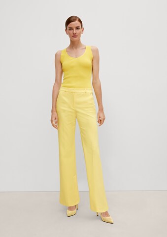 COMMA Flared Pleated Pants in Yellow