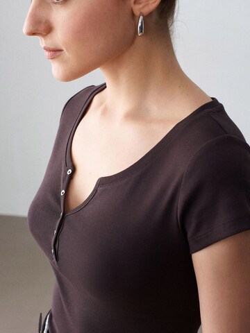 Dilvin T-Shirt in Grau