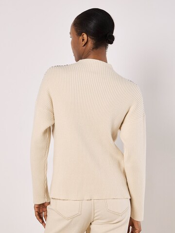 Apricot Sweater in Grey
