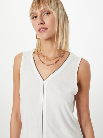 s.Oliver Top in White