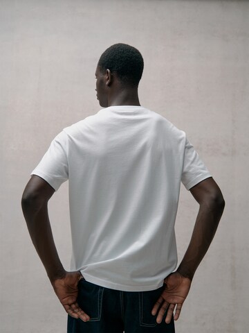 Netflix Collection Shirt in White