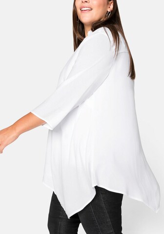 SHEEGO Blouse in White