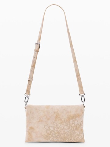 Desigual Τσάντα ώμου σε μπεζ