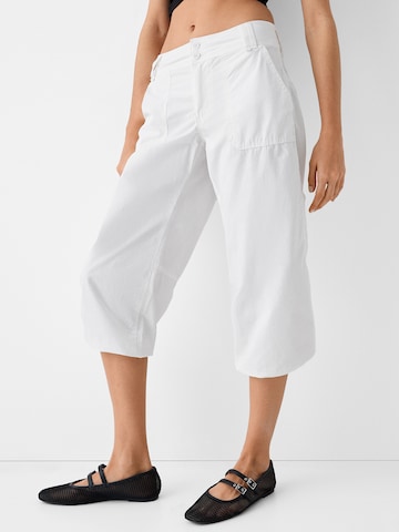 Regular Pantalon Bershka en blanc