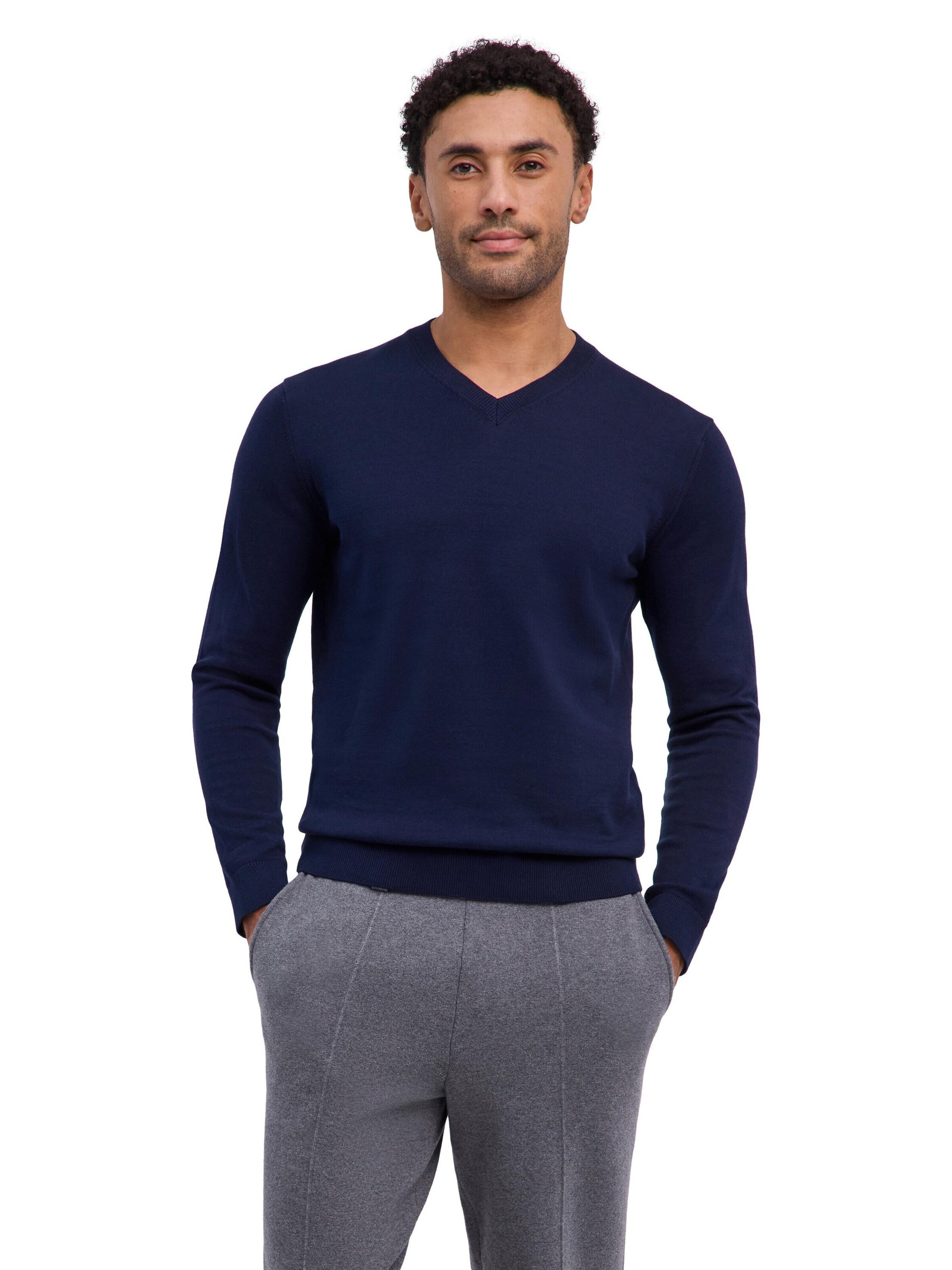 FALKE Sweater in Blue: front
