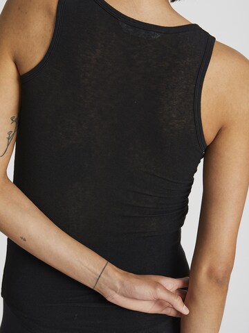 Gai+Lisva Top in Schwarz