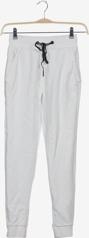 PEAK PERFORMANCE Pants in XS in White: front
