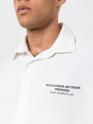 Comfort fit Camicia di Dandalo in beige