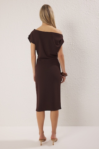Trendyol Cocktail Dress in Brown