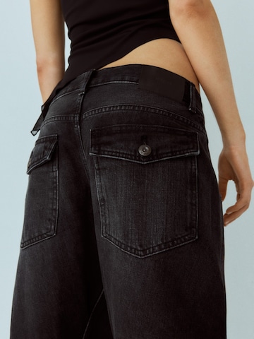 Barrel Jeans di Bershka in nero