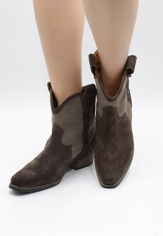 usha FESTIVAL Cowboy Boots in Brown