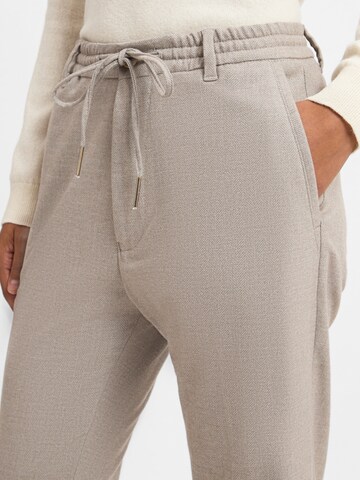 DRYKORN Regular Broek 'Deger' in Beige