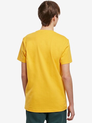 T-Shirt Urban Classics en jaune