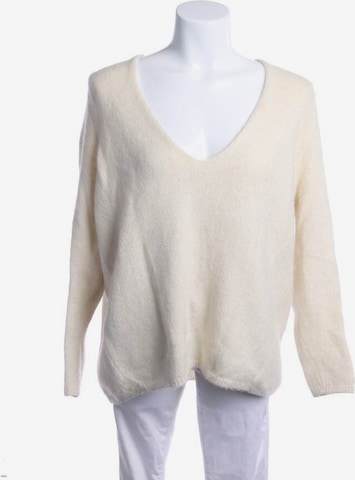 Closed Sweater & Cardigan in S in White: front