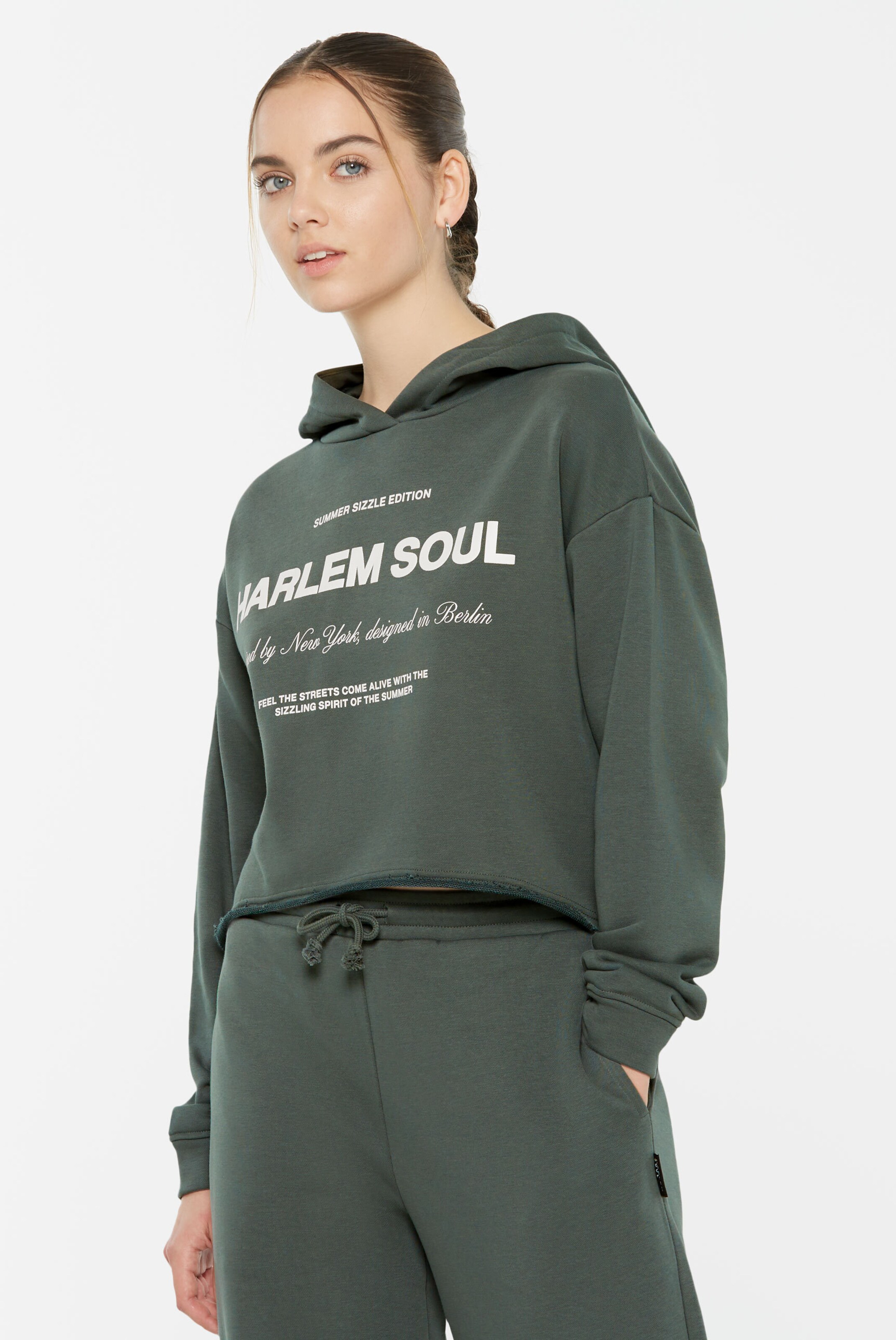 Harlem Soul Sweatshirt in Green: front