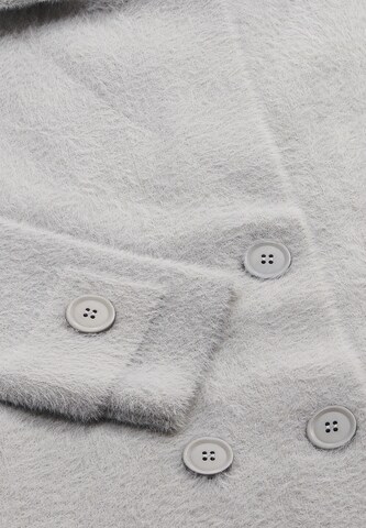 YASANNA Knitted Coat in Grey