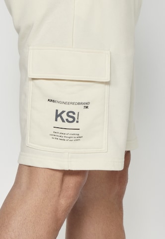 KOROSHI Regular Shorts in Weiß