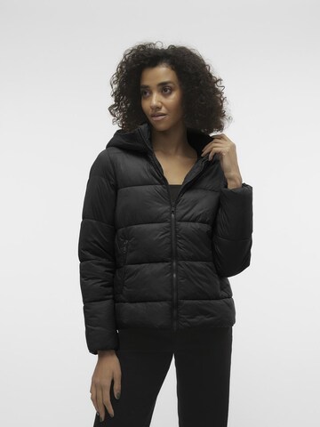 VERO MODA Prehodna jakna 'ASTORIA' | črna barva