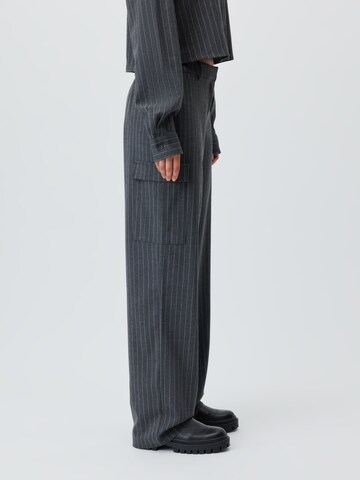 regular Pantaloni cargo 'Aurea Tall' di LeGer by Lena Gercke in grigio