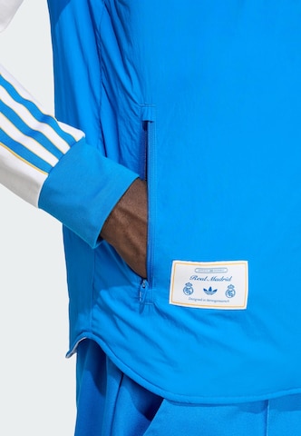 Gilet 'Real Madrid Terrace Icons' ADIDAS ORIGINALS en bleu