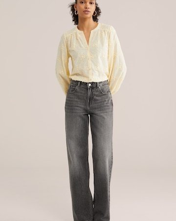 Bluză de la WE Fashion pe galben