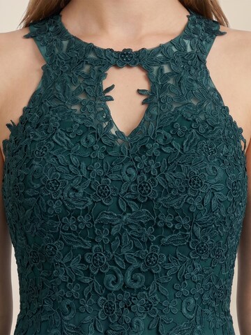 APART Evening Dress in Green