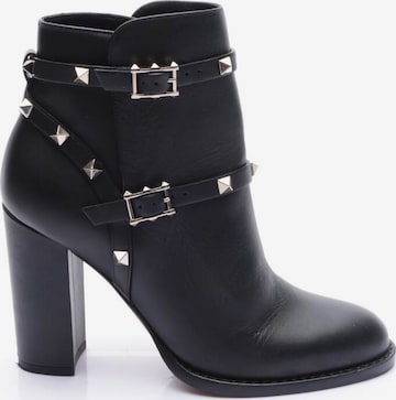 VALENTINO Dress Boots in 36,5 in Black: front