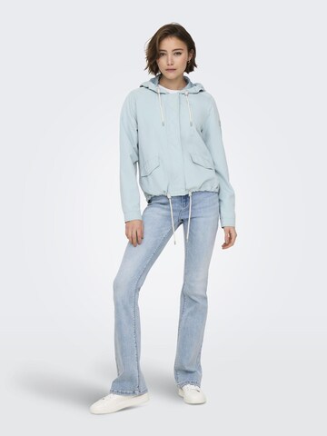 ONLY Between-Season Jacket 'ONLSkylar' in Blue