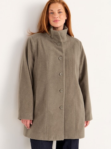 Cellbes of Sweden Tussenparka in Bruin: voorkant