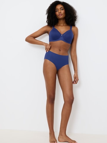 TRIUMPH Maxislip 'Red Label Pretty Micro' in Blau