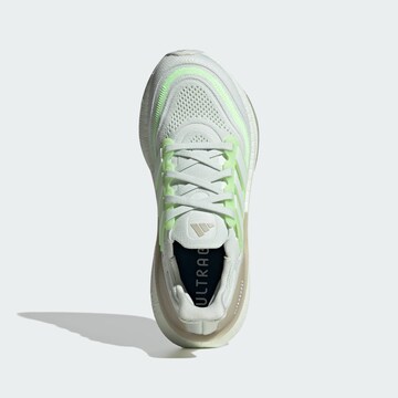 Chaussure de course 'Ultraboost Light' ADIDAS PERFORMANCE en vert