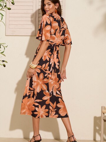 Friends Like These Jurk in Oranje