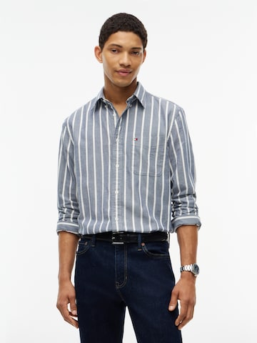 TOMMY HILFIGER Regular fit Button Up Shirt in Blue: front