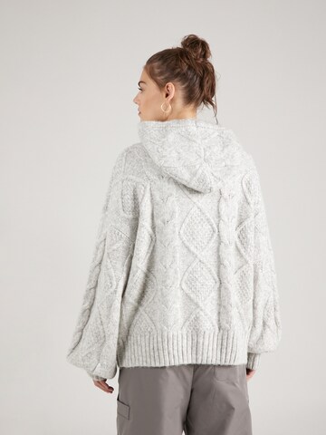 millane Knit Cardigan in Grey