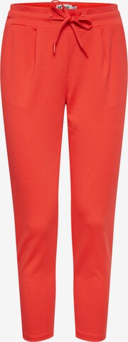 Coupe slim Pantalon 'KATE' ICHI en rouge : devant