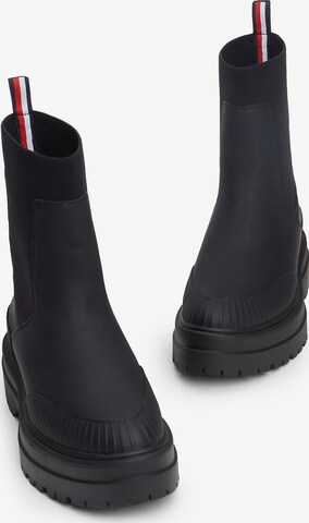 TOMMY HILFIGER Chelsea Boots in Schwarz