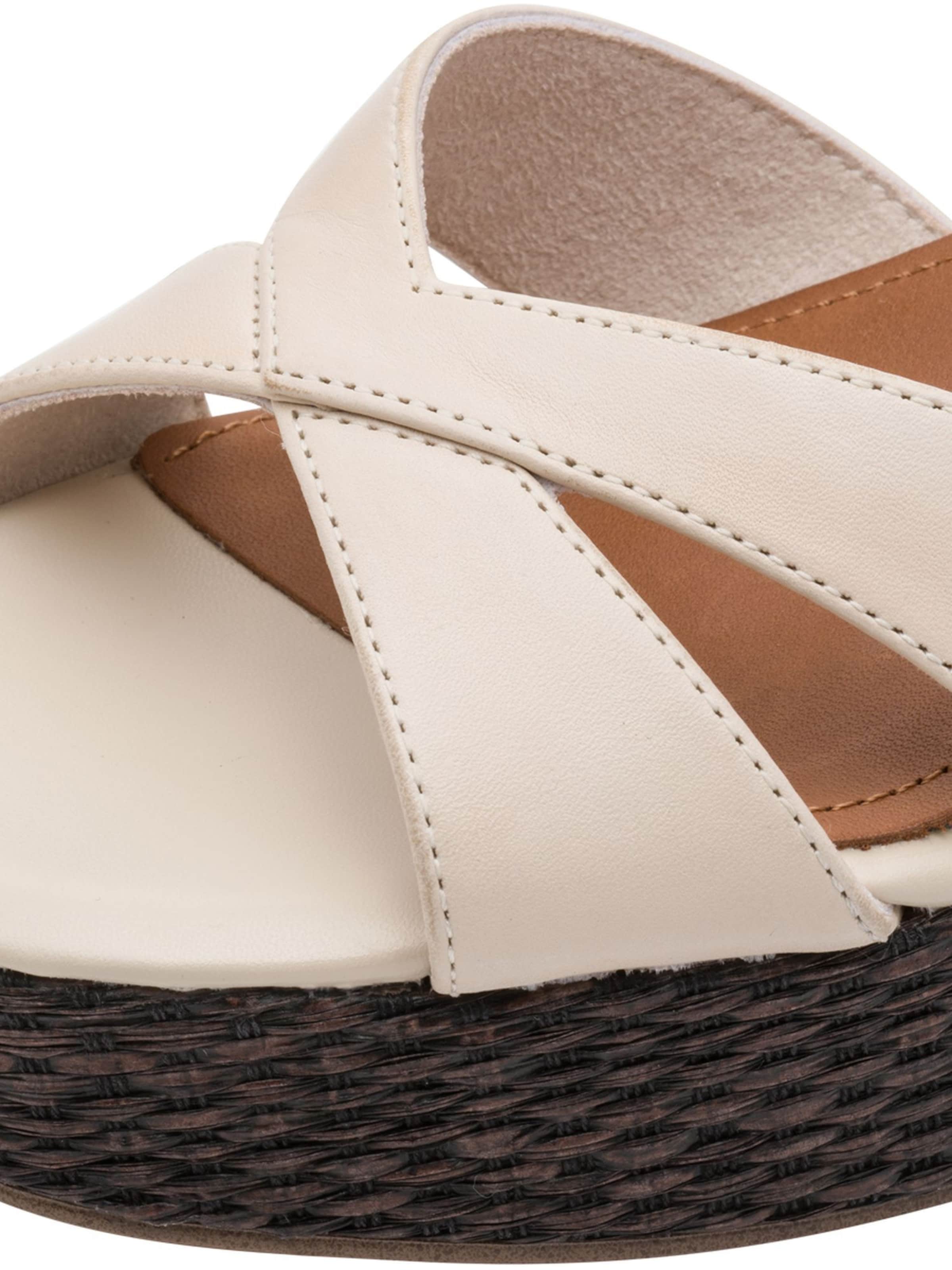 Sandales à lanières Tamaris en beige