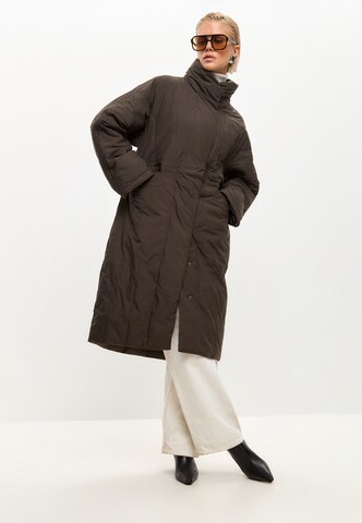 CESARE GASPARI Between-seasons coat in Green