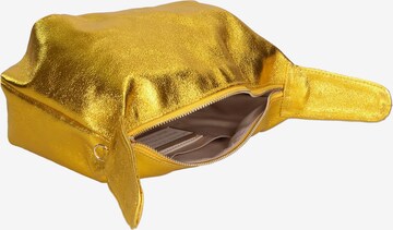 Gave Lux Handbag in Gold
