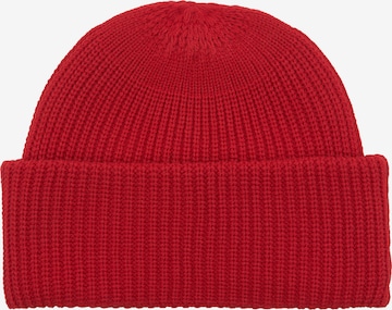 Pull&Bear Beanie in Red: front