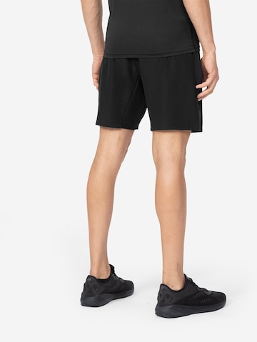 4F Regularen Športne hlače | črna barva
