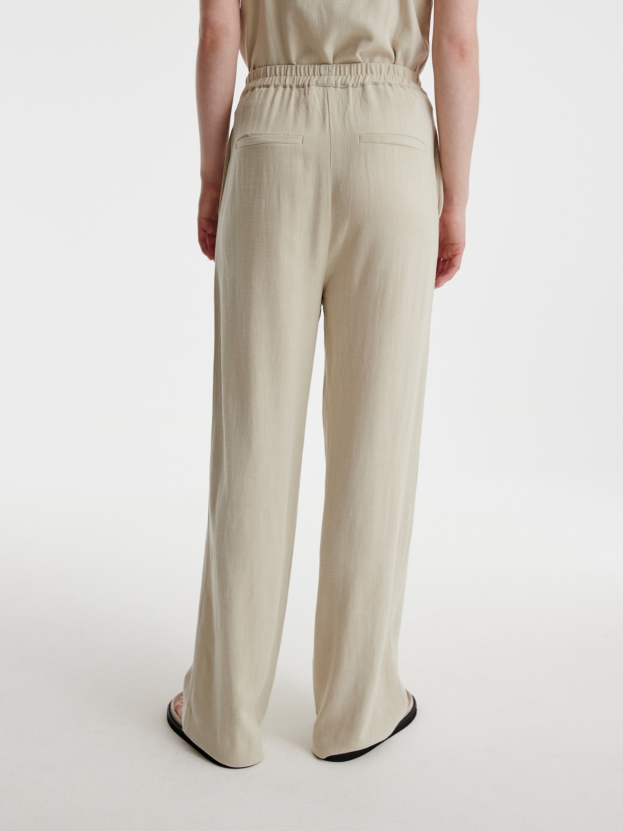 EDITED Produkte Hose 'Benja' grün