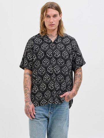 JACK & JONES Comfort fit Button Up Shirt 'JORHydra Noto' in Black: front