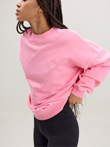 Hey Honey Sweatshirt 'Rosewood' in Pink
