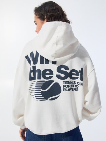 Pull&Bear Sweatshirt in Grey: front