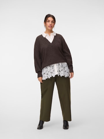 Vero Moda Curve Pulover 'VMCBOOM' | rjava barva