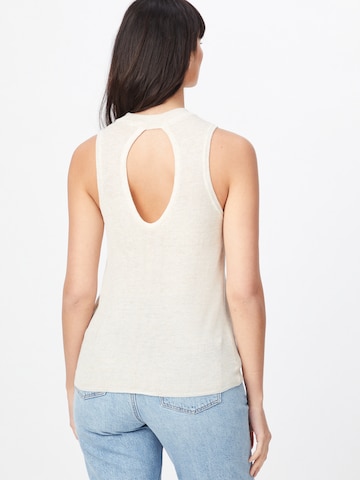 Top in maglia 'DENICE' di VILA in beige