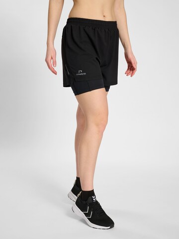 Regular Pantalon de sport 'Dallas' Newline en noir : devant